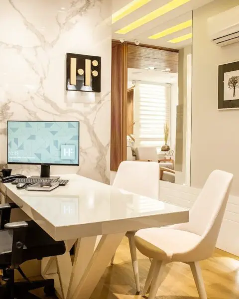 Selecting The Right Furniture for Your Home Office