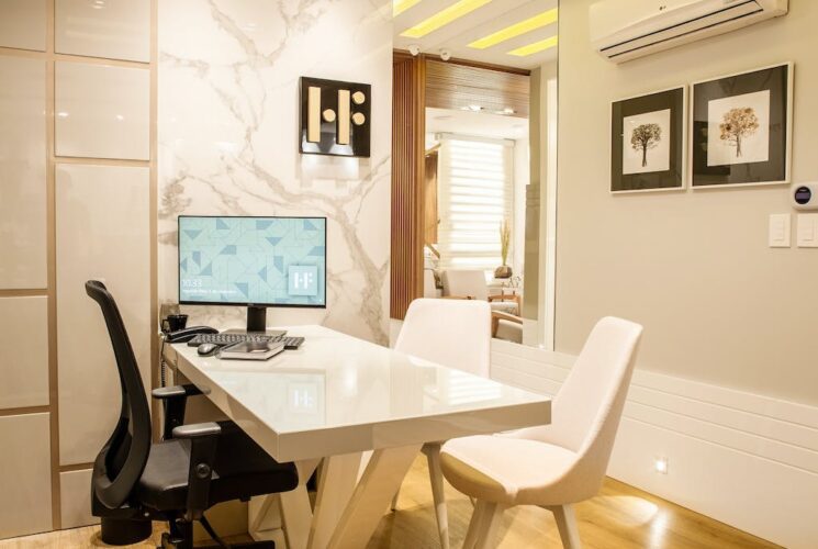 Selecting The Right Furniture for Your Home Office