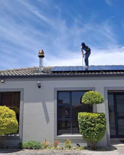 Best Tools and Equipment for Efficient Outdoor Upkeep